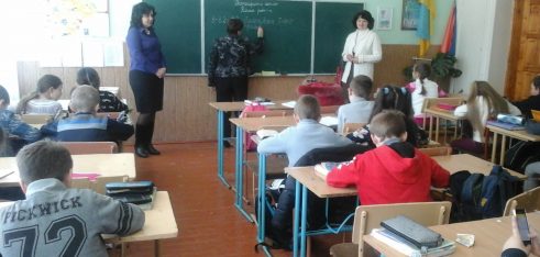 У рамках правового виховання школярів спеціалісти бюро правової допомоги Івано-Франківщини провели зустрічі з учнями шкіл