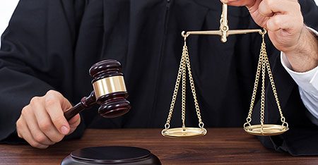 Скасувати штрафні санкції АТ «Херсонобленерго» жінці допомогла адвокат системи БПД