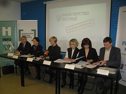 Директор Регіонального центру прозвітував перед журналістами про діяльність системи БПД у 2016 році