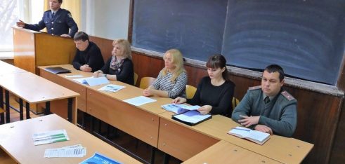 З нагоди Всеукраїнського тижня права фахівці Краматорського місцевого центру з надання безоплатної вторинної правової допомоги провели ряд правопросвітницьких заходів