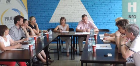 Обмін досвідом у питаннях роботи з внутрішньо переміщеними особами