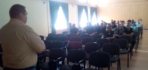 Поліцейським Рівного нагадали, що про затримання громадян необхідно повідомляти центри з надання БВПД