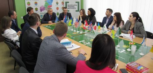 Адвокати-наставники як генератори ідей з підвищення ділової кваліфікації адвокатів