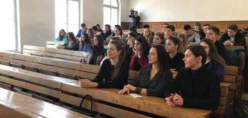 За фото бюлетеня – кілька років обмеження волі