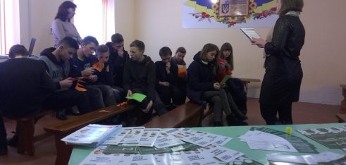 Юристи Сарненського МЦ продовжують інформувати про права учнів в рамках Всеукраїнського тижня права