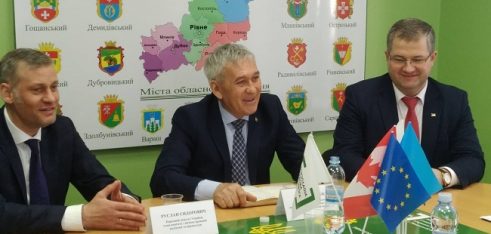 Актуальні питання реформи судової та правоохоронної системи обговорили під час круглого столу у Регіональному центрі з надання БВПД у Рівненській області