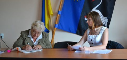 Мешканці Дунаєвеччини потребували фахових консультацій з трудового та земельного права