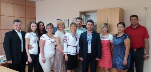 Фахівці Регіонального центру вийшли на вулиці Запоріжжя аби поінформувати городян про їхні права