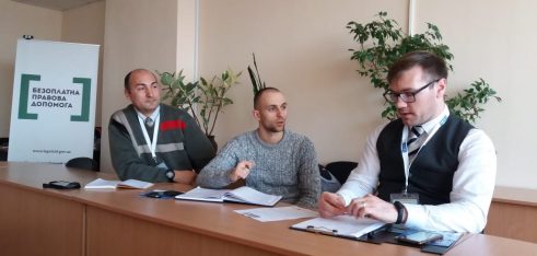 Вибори в Україні під наглядом міжнародних спостерігачів