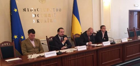 Директори Регіонального та Місцевих центрів з надання БВПД у Чернігівській області взяли участь у обговорені заходів розвитку БВПД у 2016 році
