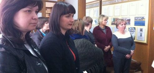 Відкриття виставки інформаційних матеріалів “Правова допомога – доступна кожному” у Волинській обласній бібліотеці для юнацтва