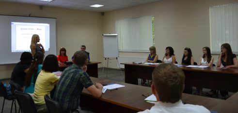 Надання правової допомоги внутрішньо переміщеним особам та учасникам АТО: семінар на Дніпропетровщині