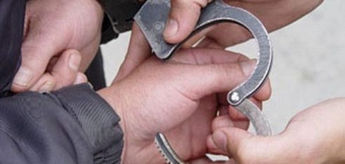 Чи може адвокат допомогти засудити людину за вчинення особливо тяжких злочинів, яких вона не вчиняла?