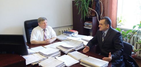 Черговий крок для налагодження співпраці системи безоплатної вторинної правової допомоги та системи правосуддя у Старокостянтинівському районі