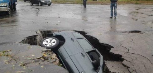 Великі проблеми маленьких людей або як отримати компенсацію за понівечений автомобіль