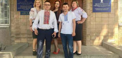 Тематичний флешмоб до Дня вишиванки