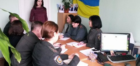 Працівники Ізмаїльського місцевого центру провели зустрічі з держслужбовцями щодо правил електронного декларування доходів