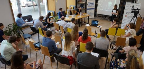 Представники системи безоплатної правової допомоги прийняли участь у зустрічі з громадськістю генерального директора Директорату з прав людини, доступу до правосуддя та правової обізнаності