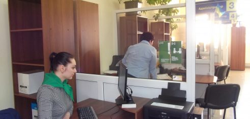 У Подільську розпочав роботу дистанційний пункт консультування громадян