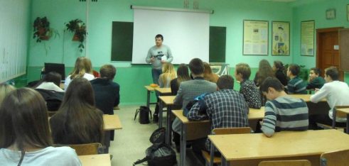 Головним спеціалістом Чернігівського місцевого центру в рамках Всеукраїнського тижня права проведено тематичний захід інформаційного, освітнього та виховного характеру в Чернігівському ліцеї № 32