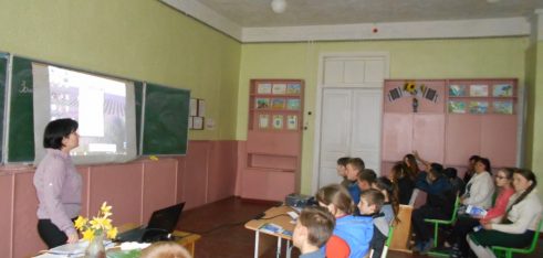 У школах Менського району відбулись заходи в рамках проекту «Я маю право!»