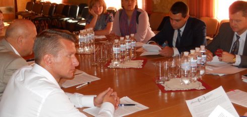Питання співпраці між адвокатурою і державою заради покращення якості правової допомоги обговорили у Хмельницьку