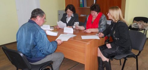 Виїзні прийоми громадян на базі бюро правової допомоги провели у Деражні і Летичеві