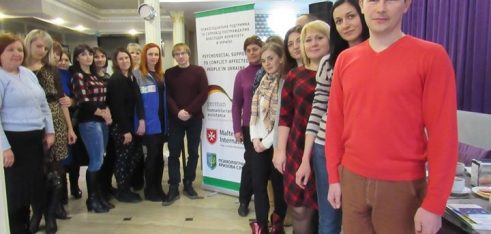 Біда, коли один в бороні, а десять в стороні