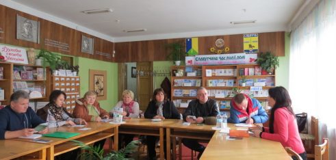 Шепетівський місцевий центр з надання безоплатної вторинної правової допомоги здійснив черговий виїзний прийом громадян та провів засідання “круглих столів” з керівниками громадських організацій у містах Нетішин, Славута та Славутському районі