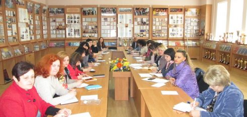 Безоплатна правова допомога для дітей: тематична зустріч з керівниками соціальних служб для сім’ї, дітей та молоді