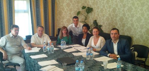 «Практична співпраця між адвокатурою і державою заради якості правової допомоги» – круглий стіл на Донеччині