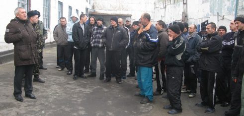 Інформаційно-роз’яснювальна робота в установах виконання покарань Рівненщини