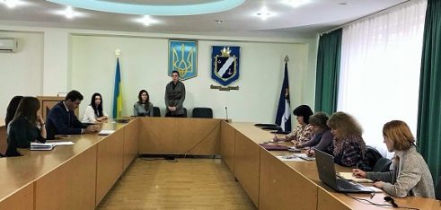 Як не стати жертвою рейдерів, дізналися мешканці міста Южне