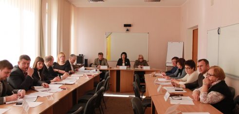 «Підвищення професіоналізму адвокатів як невід’ємний елемент ефективності системи БВПД» – круглий стіл у Чернігові