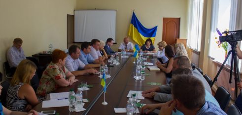 30 червня 2015 року у місті Хмельницькому, в приміщенні Хмельницького місцевого центру з надання безоплатної вторинної правової допомоги відбулася прес-конференція з нагоди відкриття в області центрів надання безоплатної вторинної правової допомоги.