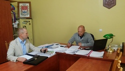 Робоча зустріч директора Кельменецького місцевого центру