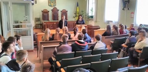 В Кодимі для старшокласників в суді провели день відкритих дверей