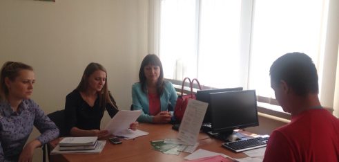 У Ніжинському місцевому центрі спільно із поліцейськими омбудсменами проведено прийом громадян