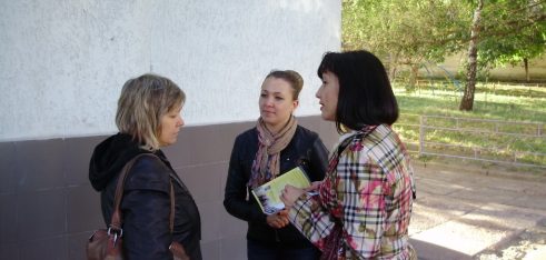 Чернігівським місцевим центром спільно з громадською організацією «Чернігівський громадський комітет захисту прав людини» проведено «вуличне» інформування населення м. Чернігова