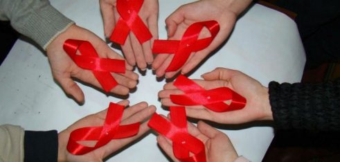 На Донеччині громадські активісти допомагають переселенцям, які живуть з ВІЛ