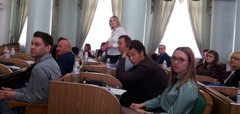 «Як органи місцевого самоврядування і держава можуть відповісти на правові потреби громад?» – презентація у Хмельницькому