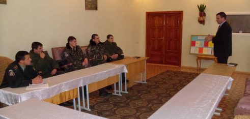 Регіональний центр з надання безоплатної вторинної правової допомоги у Хмельницькій області  продовжив правове інформування засуджених  в установах виконання покарань