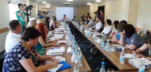 У Херсоні презентували результати опитування в судах