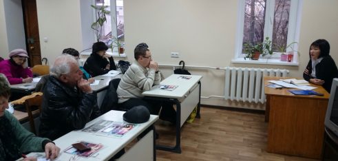 Заняття з правознавства для пенсіонерів в «Університеті третього віку» проводить Третій одеській місцевий центр з надання БВПД