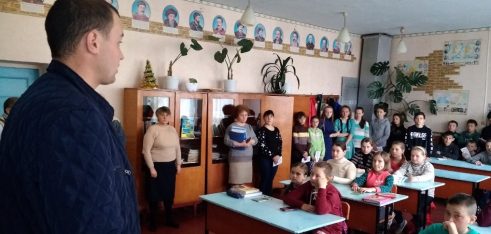 У Вільшанській школі провели годину права