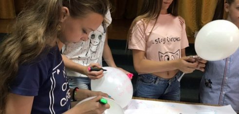 У Южному старшокласники грали в пізнавальну гру «Знай свої права та обов’язки,  дитино!»