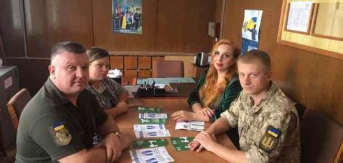 З військовослужбовцями Чорнобаївського районного військового комісаріату обговорили їхні права