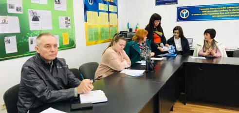 Як реалізувати своє виборче право, інформуємо осіб, які перебувають на обліку у центрі зайнятості