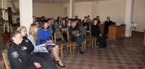 Про права людини крізь призму документального фільму: правопросвітницька дискусія для кропивницької молоді