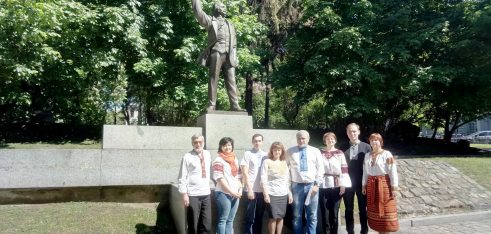 Всесвітній день вишиванки